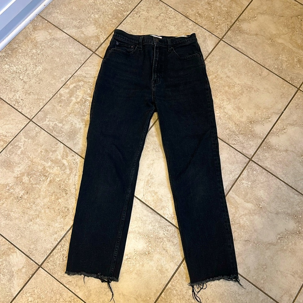 Abercrombie & Fitch Ultra High Rise Jean